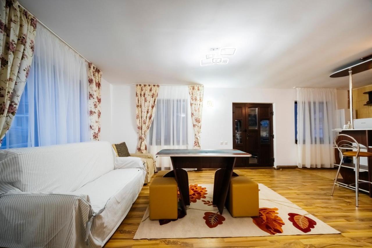 Vila Casa Valeria Voroneț Exteriér fotografie